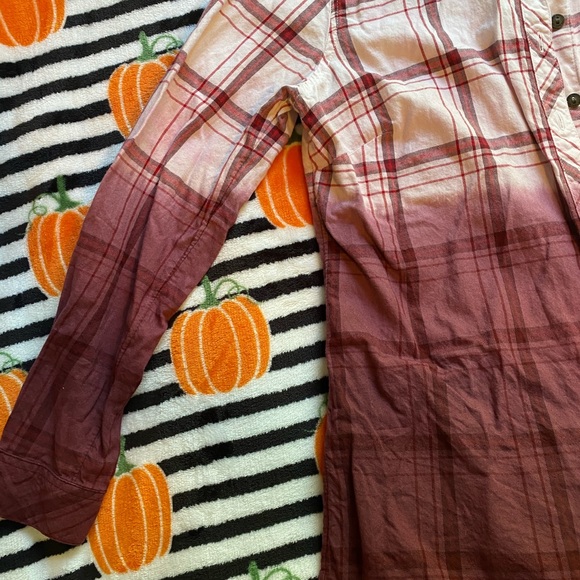 Ombré Flannel! Size Petite Small! - Picture 3 of 3